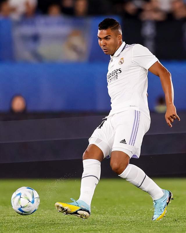 欧超杯窗口期再迎强敌，新疆广汇再遭质疑，主帅态度——目标明确，纪律约束更严格的简单介绍